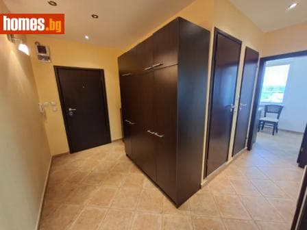 Двустаен, 65m²