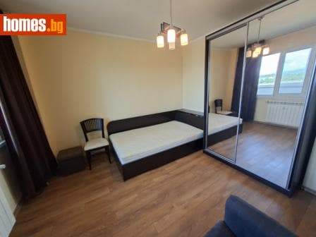 Двустаен, 65m²