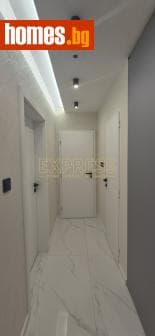 Тристаен, 70m²