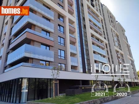 Тристаен, 109m²