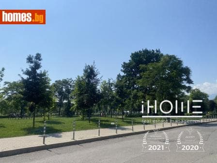 Тристаен, 109m²