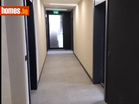 Двустаен, 71m²