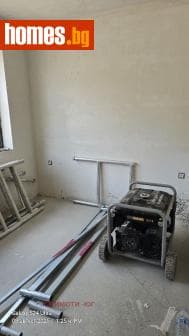 Двустаен, 64m²