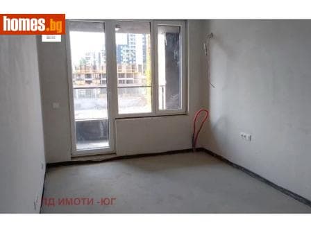 Двустаен, 71m²