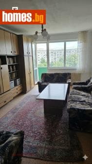 Тристаен, 84m²