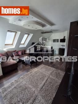 Тристаен, 103m²
