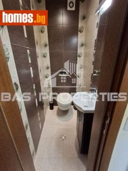 Тристаен, 103m²