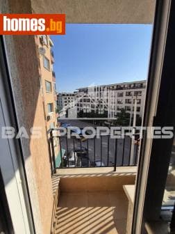 Тристаен, 127m²