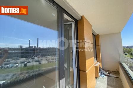 Тристаен, 122m²