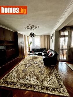 Тристаен, 108m²