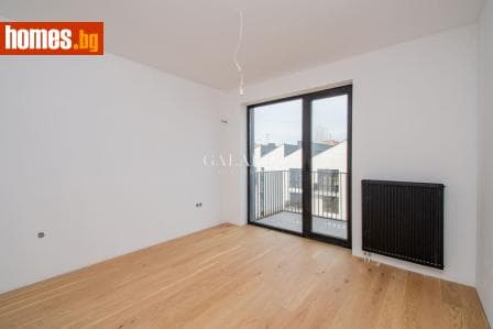 Тристаен, 119m²