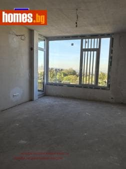 Четиристаен, 212m²
