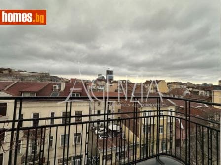 Тристаен, 119m²