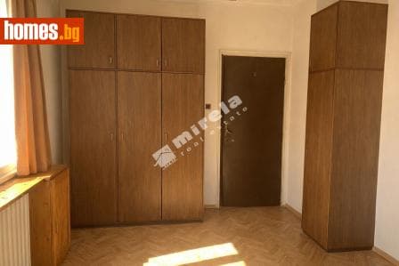 Двустаен, 74m²
