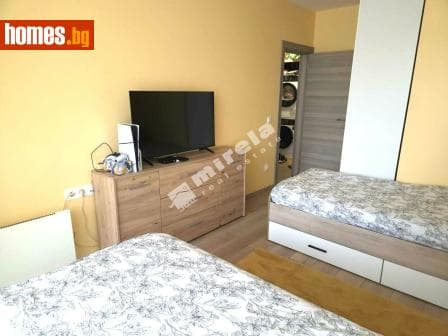 Двустаен, 64m²