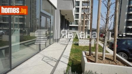 Тристаен, 122m²