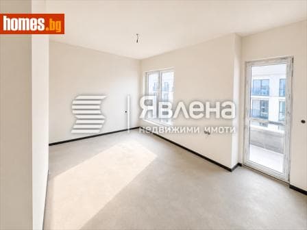 Тристаен, 123m²
