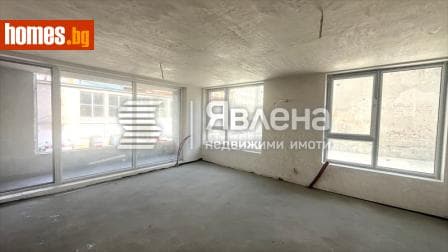 Тристаен, 106m²