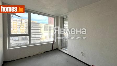 Тристаен, 106m²