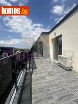Тристаен, 114m²