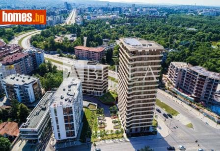 Тристаен, 112m²