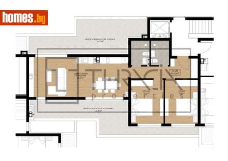 Тристаен, 105m²