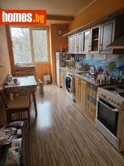 Двустаен, 65m²