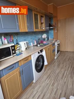 Двустаен, 65m²