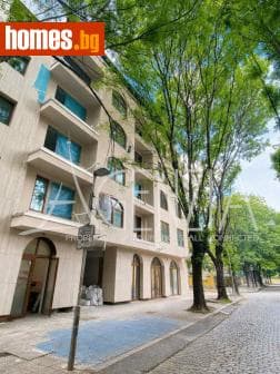 Тристаен, 103m²