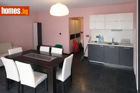 Двустаен, 68m²