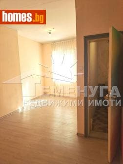 Едностаен, 28m²