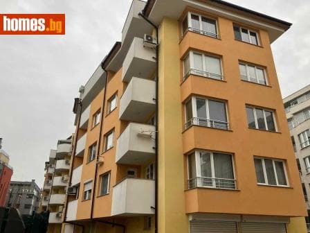 Тристаен, 109m²