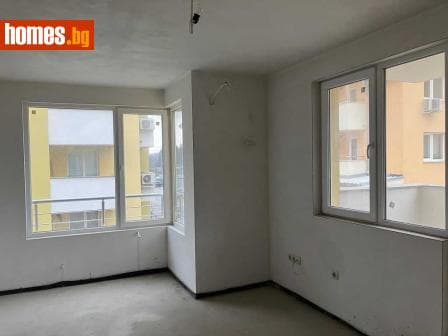 Тристаен, 109m²