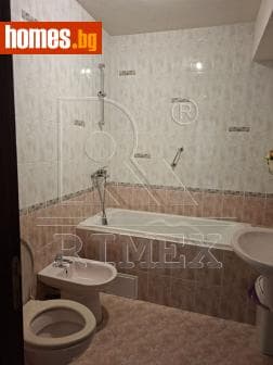 Тристаен, 115m²