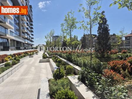 Тристаен, 108m²