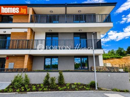 Тристаен, 142m²