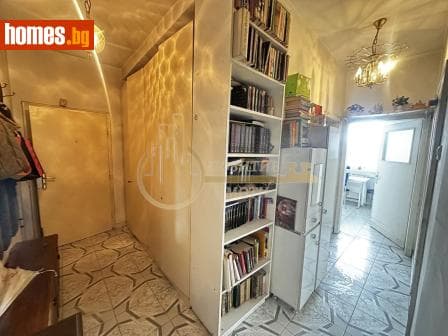 Двустаен, 66m²
