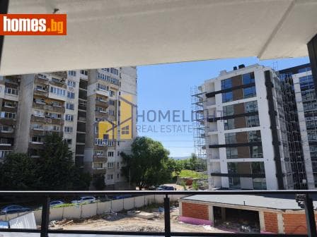 Тристаен, 103m²