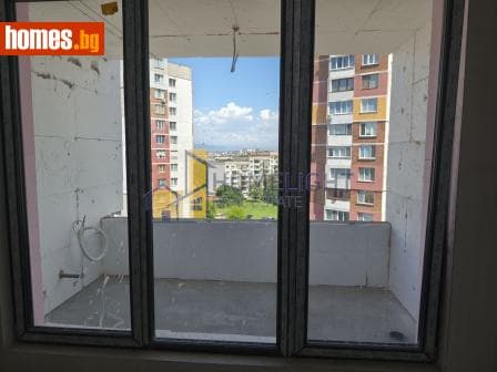 Тристаен, 113m²