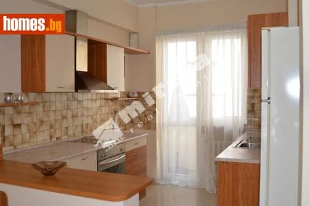 Двустаен, 71m²