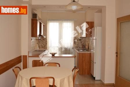 Двустаен, 71m²