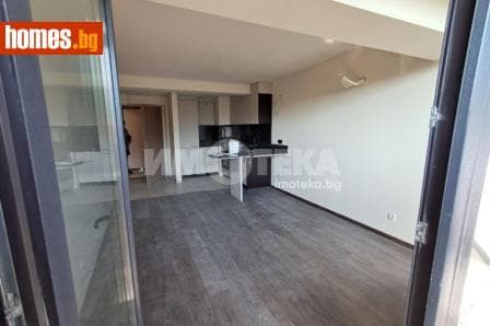 Двустаен, 70m²