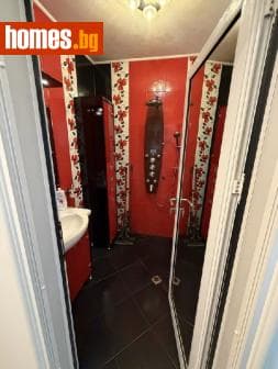 Двустаен, 65m²