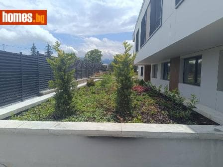 Тристаен, 115m²