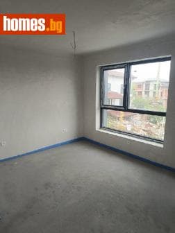 Тристаен, 115m²