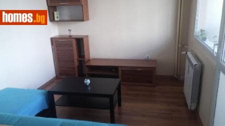 Тристаен, 80m²