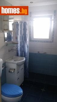 Тристаен, 80m²