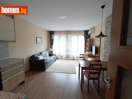Тристаен, 85m²