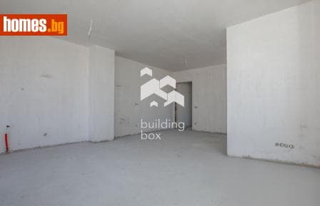 Тристаен, 110m²