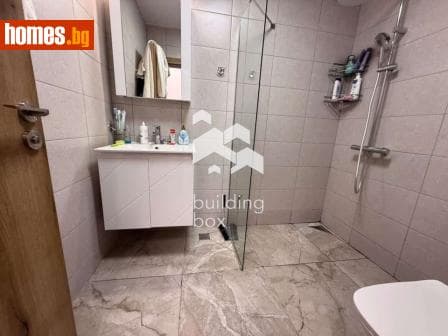 Двустаен, 65m²
